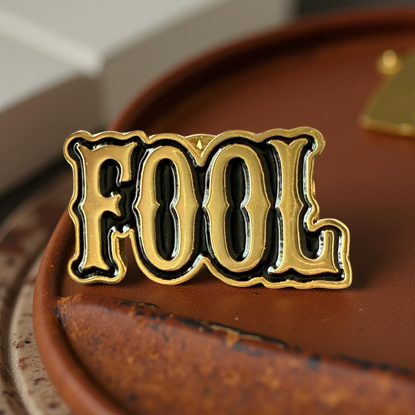 Fool Pin (western style)